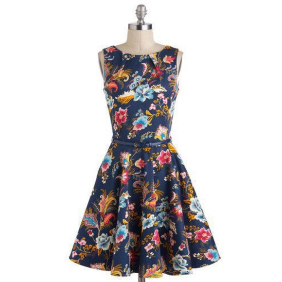 Modcloth Dresses & Skirts - Modcloth Vintage Style Floral Dress
